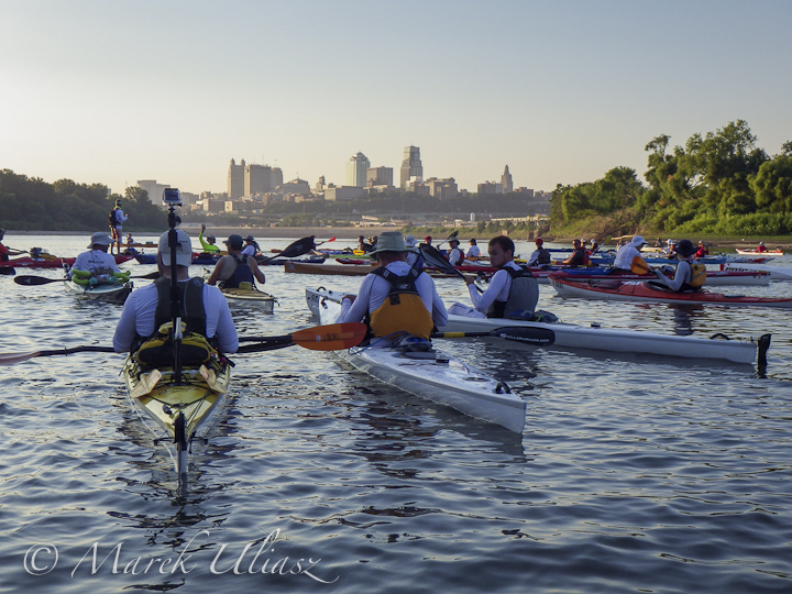 solo boats start of 2013 Missouri River 340 Race